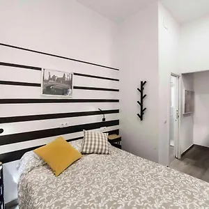 Apartamento Mar - Beautiful With Two Bedrooms And Two Bathrooms, Sevilla